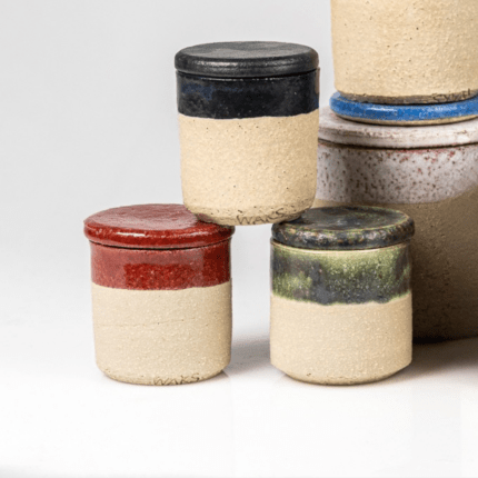 Stoneware in Natural Clay / Ενα φυτίλι - μικρό