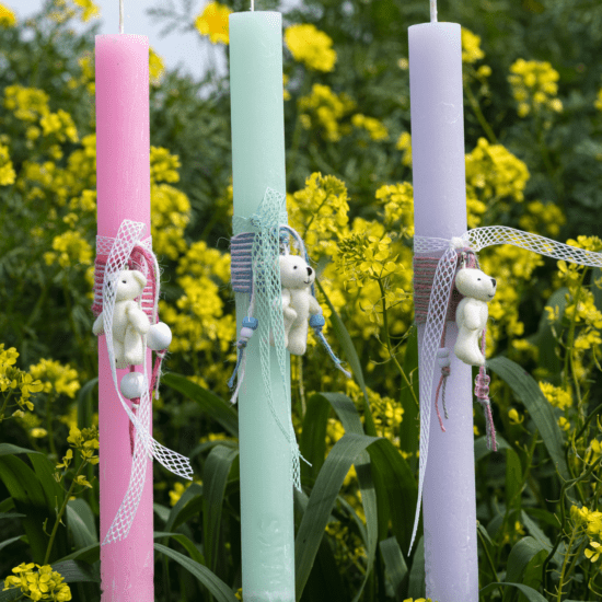 WAKS Easter candles Χειροποίητες Πασχαλινές λαμπάδες με ξύλινα οικολογικά στολίδια χάντρες και κεντήματα