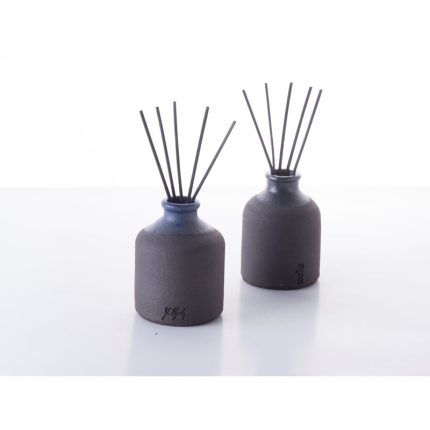 Diffusers / Stoneware / Black